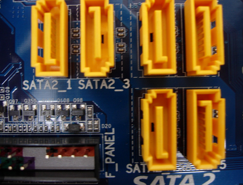 Conector SATA